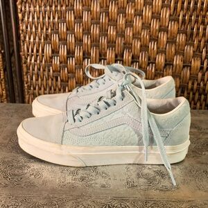 Vans Velvet Women's Light Blue Sneakers Size 6